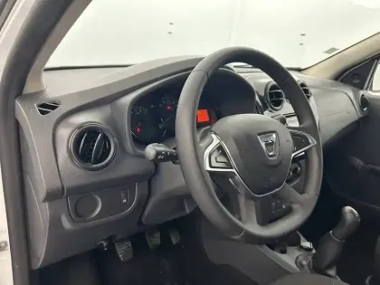 Photo 38 Dacia Sandero  SCe 75