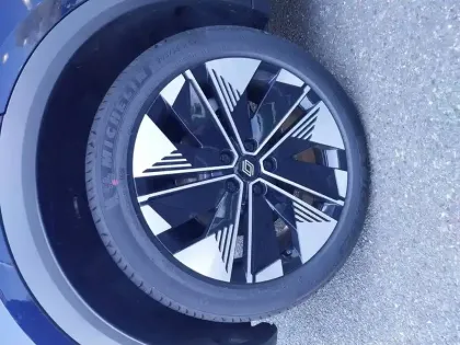 Photo 14 Renault Scenic  E-Tech electrique 220 ch grande autonomie