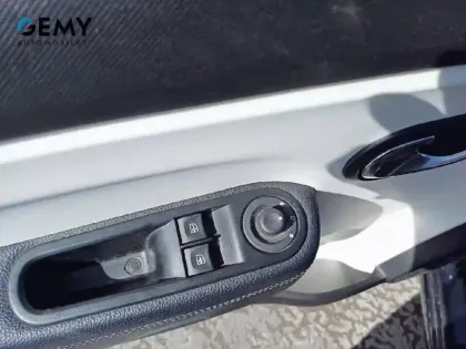 Photo 11 Renault Twingo  III SCe 75 - 20