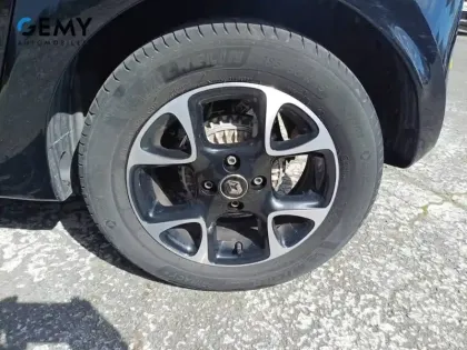 Photo 10 Renault Twingo  III SCe 75 - 20