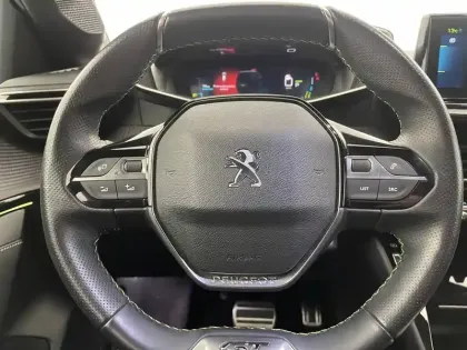 Photo 22 Peugeot 208 Gén. II Ph1 NG GT 5