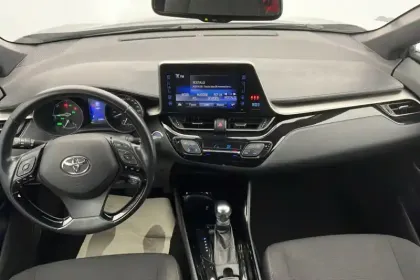 Photo 72 Toyota C-HR  Hybride 122h