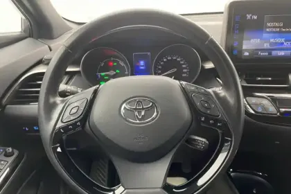Photo 74 Toyota C-HR  Hybride 122h