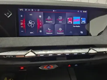 Photo 106 DS DS 4  Hybride E-Tense 225 EAT8