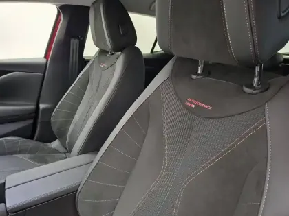 Photo 34 DS DS 4  Hybride E-Tense 225 EAT8