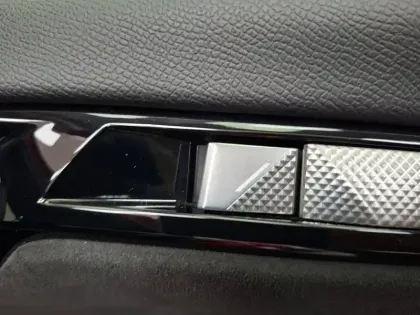 Photo 14 DS DS 4  Hybride E-Tense 225 EAT8