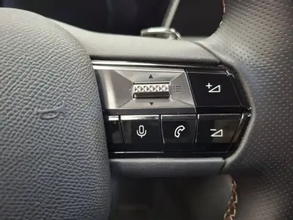 Photo 151 DS DS 4  Hybride E-Tense 225 EAT8