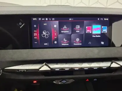Photo 165 DS DS 4  Hybride E-Tense 225 EAT8