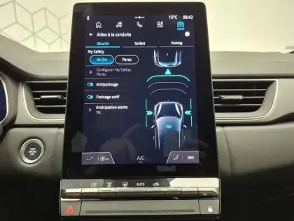 Photo 38 Renault Captur Gén. II (HJB) Ph2 Techno 5