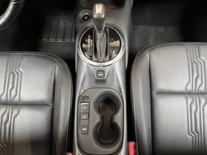 Photo 10 Nissan Juke  HYBRID 143