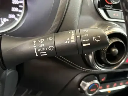 Photo 31 Nissan Juke  HYBRID 143