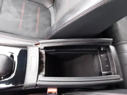 Photo 36 Mercedes Classe A Gén. IV (W177) Ph1 AMG Line 5