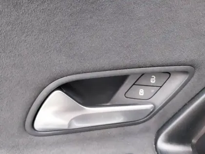 Photo 25 Mercedes Classe A Gén. IV (W177) Ph1 AMG Line 5