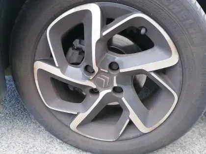 Photo 14 Citroën C3 Gén. III Ph2 Saint James 5