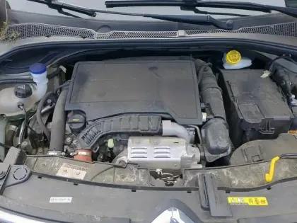 Photo 6 Citroën C3 Gén. III Ph2 Saint James 5