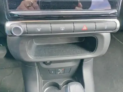 Photo 21 Citroën C3 Gén. III Ph2 Saint James 5