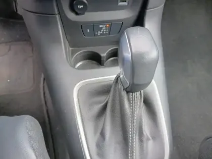 Photo 23 Citroën C3 Gén. III Ph2 Saint James 5