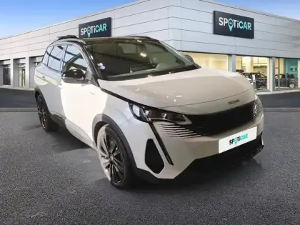 Photo 28 Peugeot 3008  Hybrid 225 e-EAT8 GT