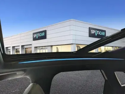 Photo 24 Peugeot 3008  Hybrid 225 e-EAT8 GT