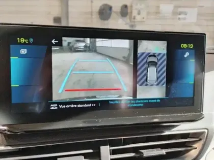 Photo 25 Peugeot 3008  Hybrid 225 e-EAT8 GT