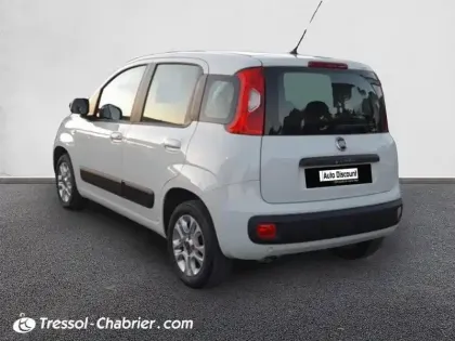 Photo 18 Fiat Panda Gén. III Ph1 NG Lounge 5