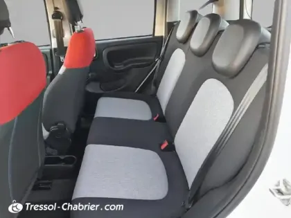 Photo 24 Fiat Panda Gén. III Ph1 NG Lounge 5