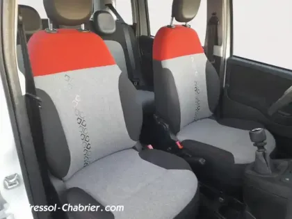 Photo 23 Fiat Panda Gén. III Ph1 NG Lounge 5