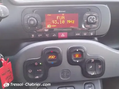 Photo 10 Fiat Panda Gén. III Ph1 NG Lounge 5