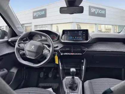 Photo 9 Peugeot 208  PureTech 100 S&S BVM6 Style