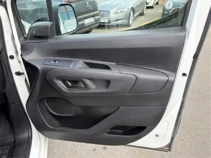 Photo 29 Citroën Berlingo Gén. III Ph1 Worker 3