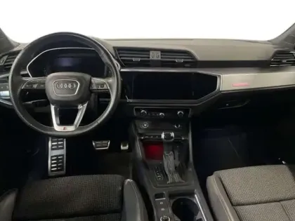 Photo 7 Audi Q3 Gén. II Ph1 S line 5