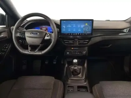 Photo 7 Ford Focus Gén. IV Ph2 ST-Line Design 5