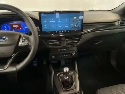 Photo 9 Ford Focus Gén. IV Ph2 ST-Line Design 5