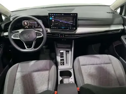 Photo 7 Volkswagen Golf Gén. VIII Ph2 VW Edition 5