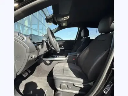 Photo 52 Mercedes GLA 200 AMG Line