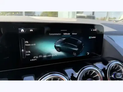 Photo 50 Mercedes GLA 200 AMG Line