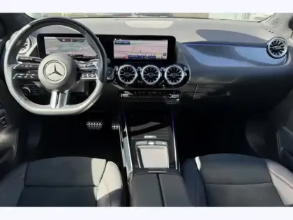 Photo 42 Mercedes GLA 200 AMG Line