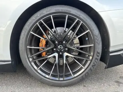 Photo 8 Nissan Gt-R Gén. I (R35) Ph5 Premium Edition 2