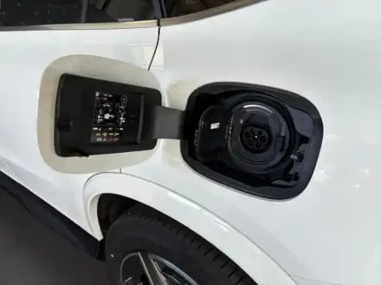 Photo 8 Mercedes Classe GLC 300 de 4MATIC AMG Line Attelag