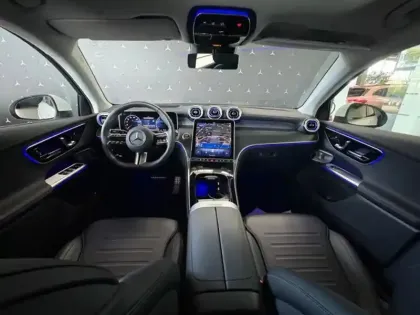 Photo 15 Mercedes Classe GLC 300 de 4MATIC AMG Line Attelag