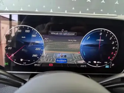 Photo 17 Mercedes Classe GLC 300 de 4MATIC AMG Line Attelag