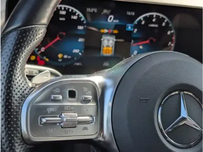 Photo 12 Mercedes GLA Gén. II (H247) Ph1 AMG Line 5