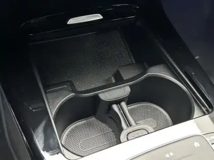 Photo 34 Mercedes Classe A Gén. IV (W177) Ph1 AMG Line 5