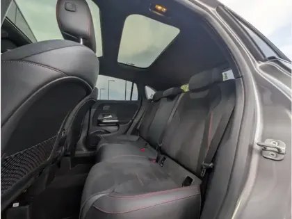 Photo 17 Mercedes GLA 250 e