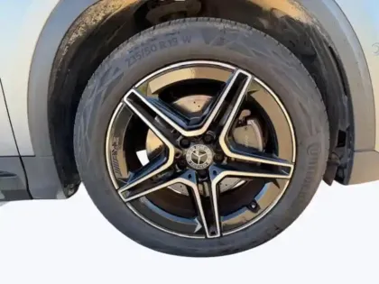 Photo 8 Mercedes GLA 200 AMG Line