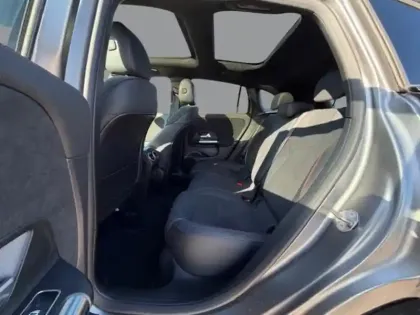 Photo 15 Mercedes GLA 200 AMG Line