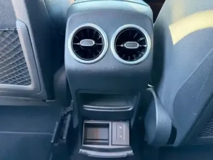 Photo 16 Mercedes GLA 200 AMG Line