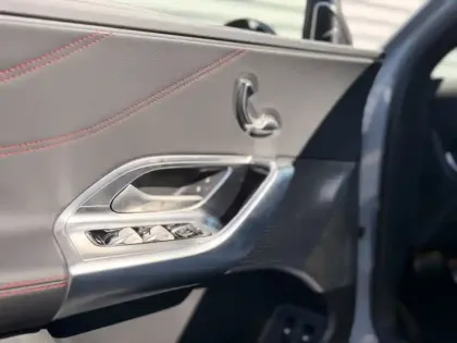 Photo 12 Mercedes Classe GLC Gén. III (X540) Ph1 AMG Line 5