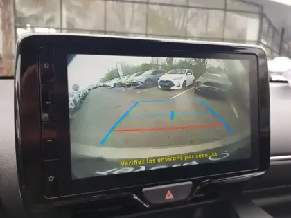 Photo 14 Toyota Yaris Hybride 116h Dynamic