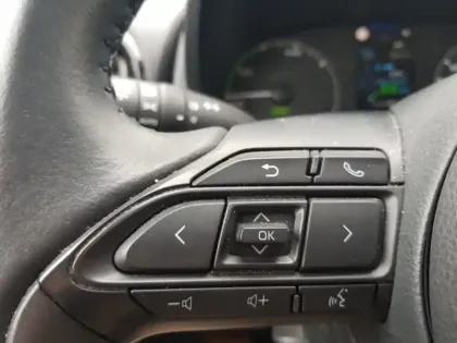 Photo 17 Toyota Yaris Hybride 116h Dynamic